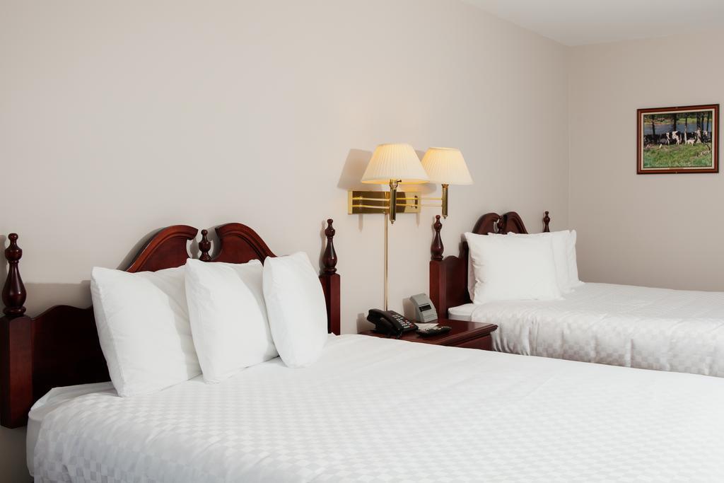Brackley Beach Northwinds Hotell Exteriör bild