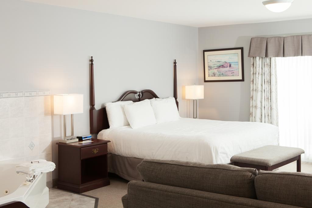 Brackley Beach Northwinds Hotell Exteriör bild